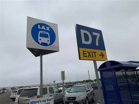 Lax budget parking. Things To Know About Lax budget parking. 